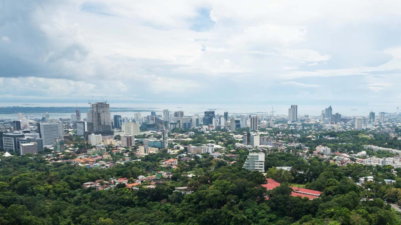 Hotel Marco Polo Plaza Cebu Esterno foto Metro Manila skyline